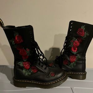 Dr Martens Vonda J Tall Lace Up Red Roses Combat Boots size 3 5 UK36